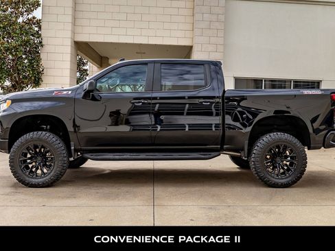 Used 2024 Chevrolet Silverado 1500 LT Trail Boss w/ Convenience Package II image 6