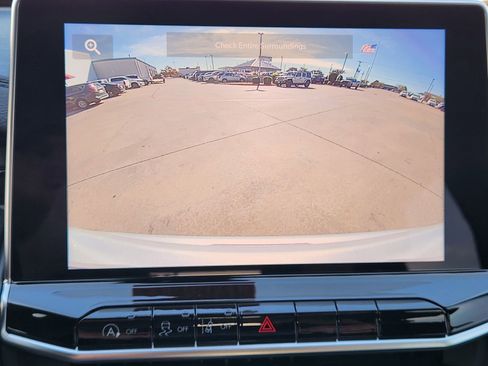 New 2026 Jeep Compass Latitude image 16