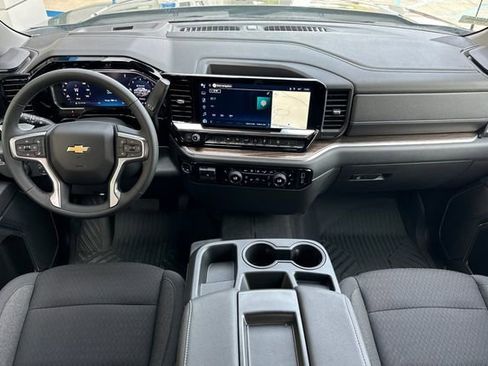 New 2026 Chevrolet Silverado 1500 LT w/ Z71 Off-Road Package AWD/4WD image 18