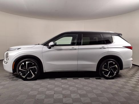 Used 2024 Mitsubishi Outlander SEL FWD image 4