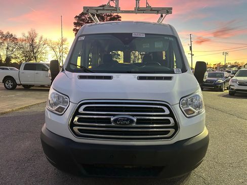 Used 2019 Ford Transit 150 XLT image 2