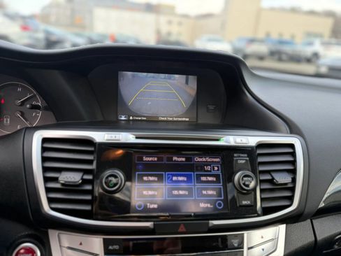 Used 2013 Honda Accord EX-L image 19