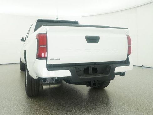 New 2026 Toyota Tacoma SR5 AWD/4WD image 8