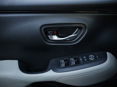 New 2026 Honda HR-V EX-L image 17