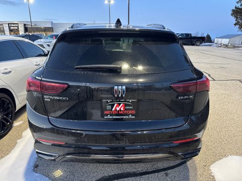 Used 2024 Buick Envision Sport Touring image 4