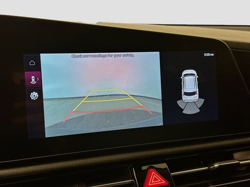 Used 2024 Kia Niro EX w/ EX Cold Weather Package image 23