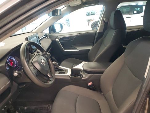 Certified 2022 Toyota RAV4 LE image 14
