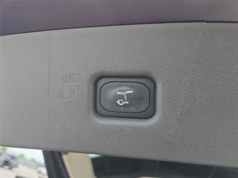Certified 2023 Lincoln Nautilus Reserve FWD image 26