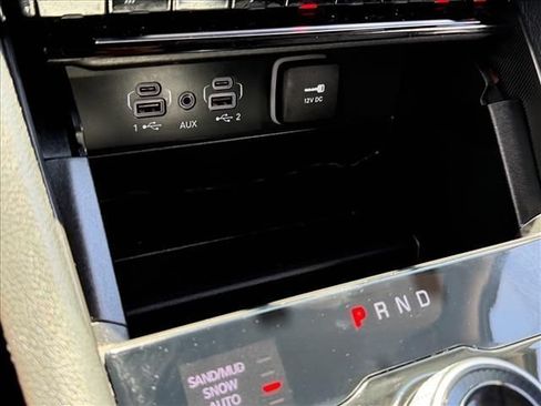 Used 2024 Jeep Grand Cherokee Limited w/ Black Appearance Package AWD/4WD image 24