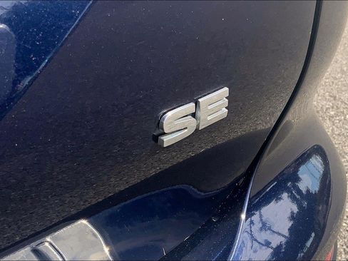 Used 2022 Mitsubishi Outlander SE AWD/4WD image 10