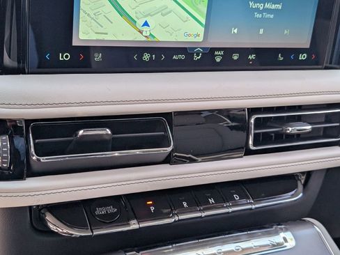 New 2026 Lincoln Aviator 2WD image 19