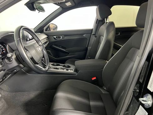 Used 2025 Honda Civic Sport image 17