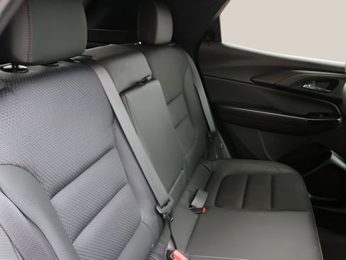 Used 2022 Chevrolet TrailBlazer RS FWD image 18
