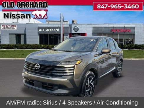 Used 2025 Nissan Kicks SV image 1