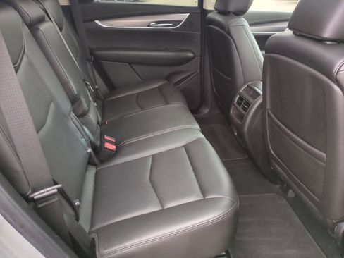 Used 2019 Cadillac XT5 Luxury image 21