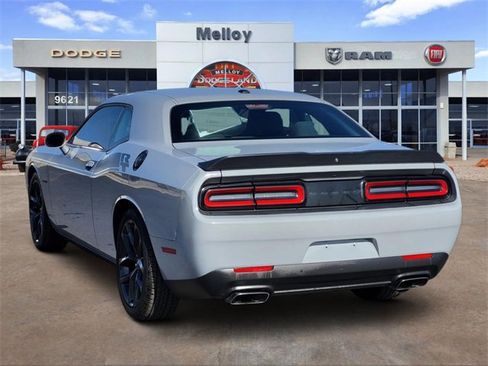 Certified 2022 Dodge Challenger R/T w/ Blacktop Package image 4