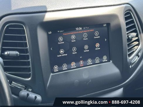 Used 2019 Jeep Compass Latitude w/ Cold Weather Group AWD/4WD image 24