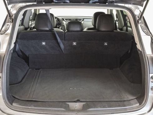Used 2023 Nissan Murano SV FWD image 32