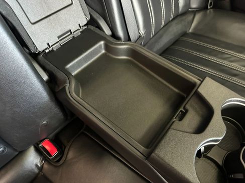 Used 2014 Chrysler 300 S w/ Luxury Group image 57