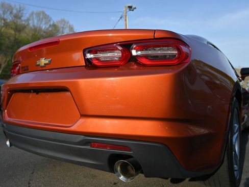 Used 2023 Chevrolet Camaro LT RWD image 11