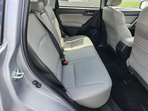 Used 2016 Subaru Forester 2.5i Touring w/ Eyesight & Navigation System AWD/4WD image 18