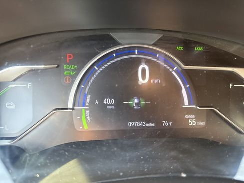 Used 2020 Honda Clarity Touring image 11
