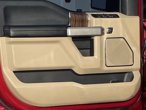 Used 2017 Ford F150 Lariat w/ Equipment Group 501A Mid image 21