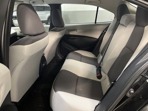 Used 2023 Toyota Corolla LE FWD image 8