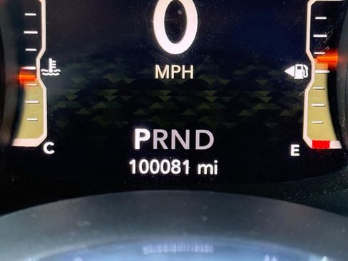 Used 2019 Jeep Wrangler Unlimited Sahara AWD/4WD image 20