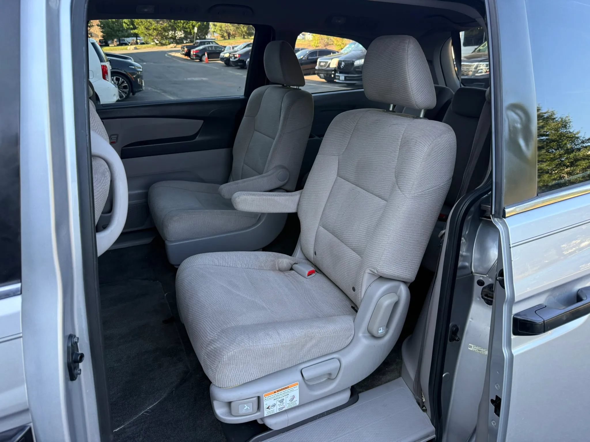 Used 2012 Honda Odyssey LX image 23