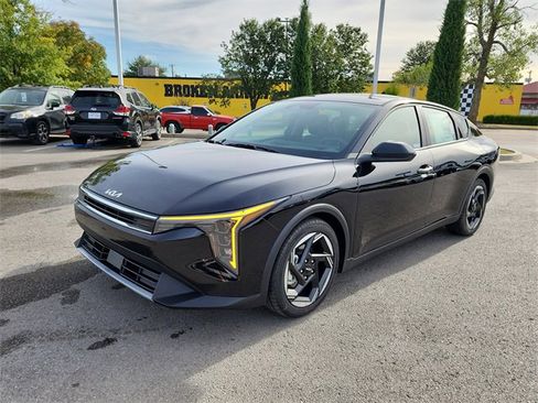 New 2025 Kia K4 EX image 7