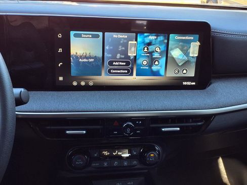 New 2026 Nissan Kicks SV w/ SV Premium Package image 16