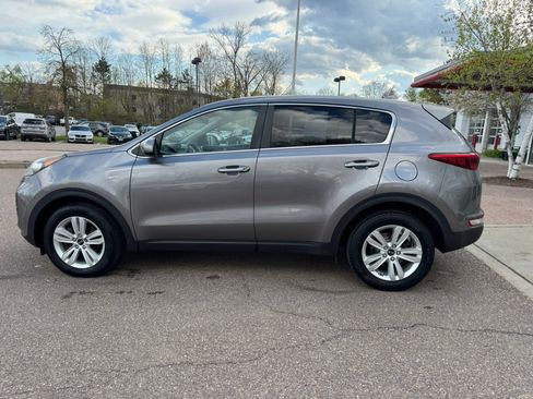 Used 2018 Kia Sportage LX AWD/4WD image 4