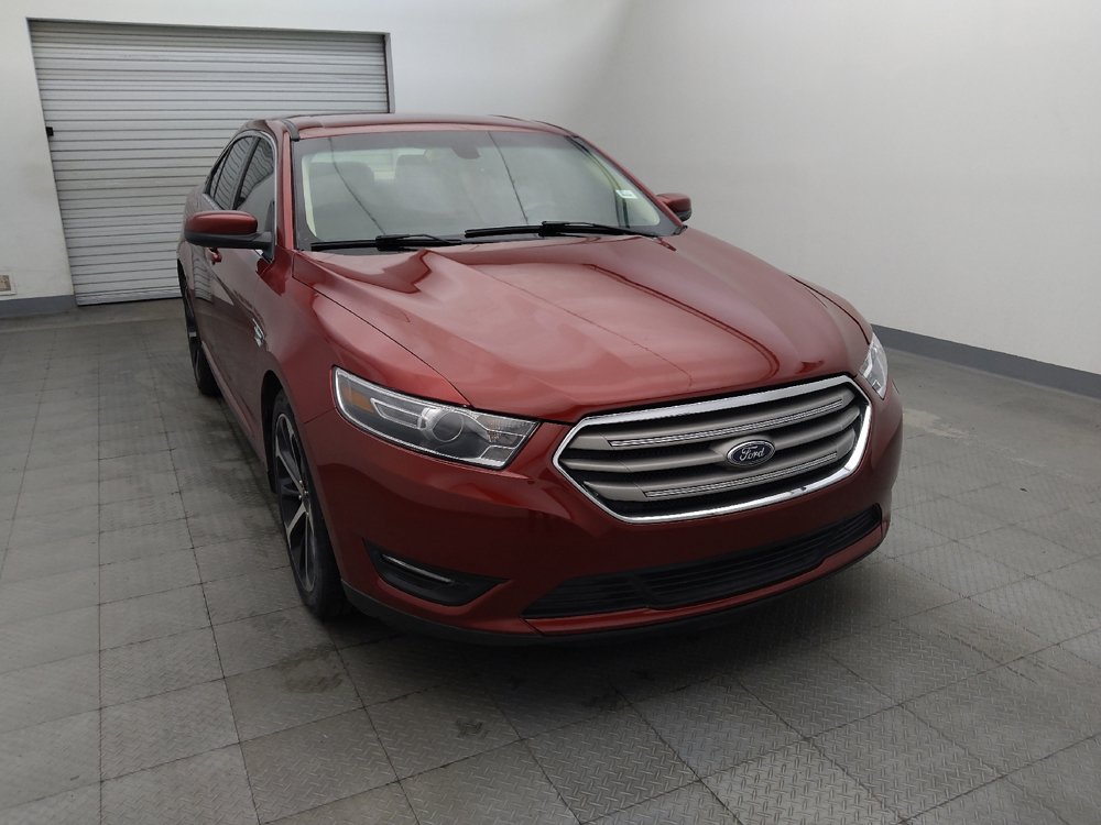 Used 2016 Ford Taurus SEL w/ Equipment Group 201A FWD image 14