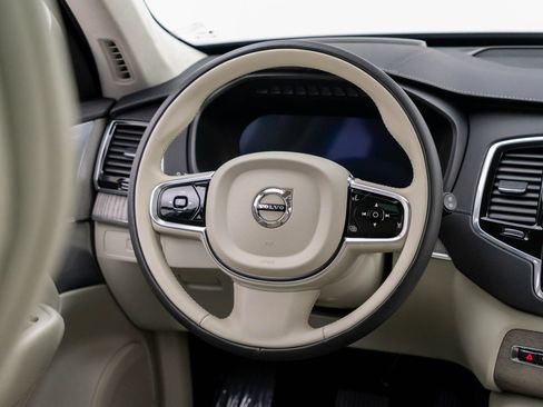 Used 2024 Volvo XC90 T8 Ultimate w/ Lounge Package AWD/4WD image 11