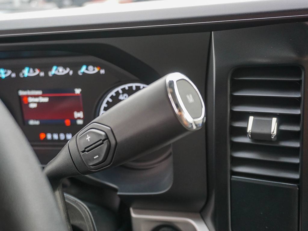 New 2025 Ford F350 XL RWD image 23