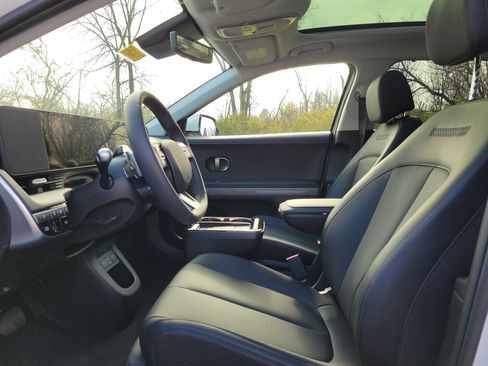 New 2026 Hyundai Ioniq 5 Limited image 15