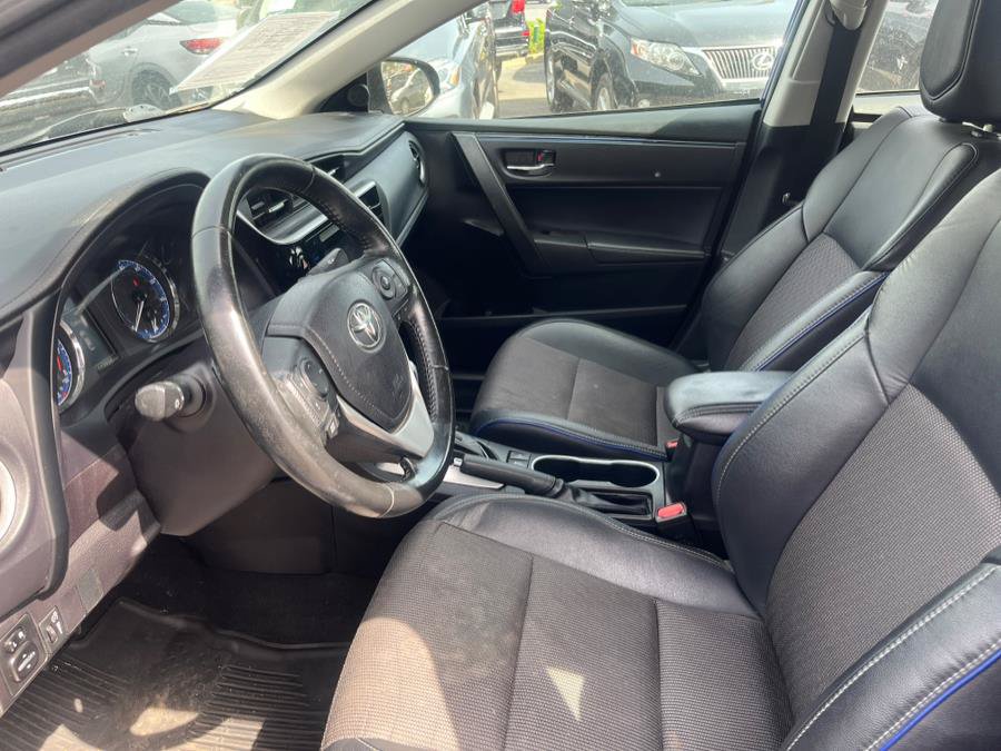 Used 2019 Toyota Corolla SE w/ Body Protection Package FWD image 13