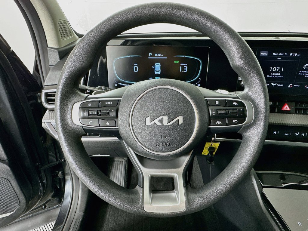 Used 2023 Kia Sportage LX AWD/4WD image 11