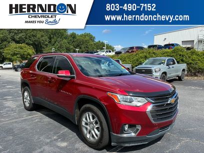 Used 2021 Chevrolet Traverse LT