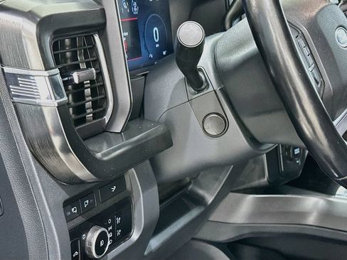 Used 2023 Ford F250 Lariat AWD/4WD image 9