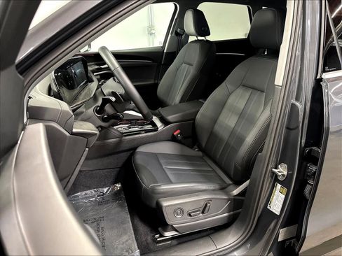 Certified 2025 Audi Q5 Premium w/ Convenience Package AWD/4WD image 27
