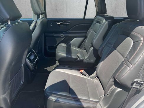 Used 2021 Lincoln Aviator Reserve RWD image 20