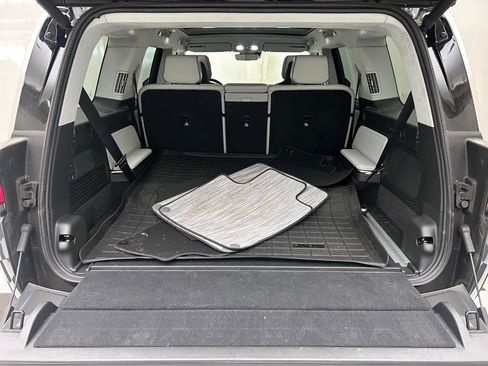 Used 2024 Rivian R1S Adventure AWD/4WD image 9
