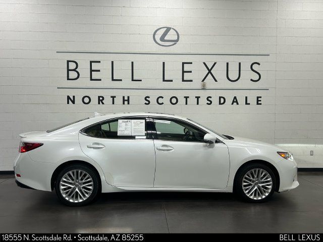 Used 2014 Lexus ES 350 w/ Luxury Package FWD image 3