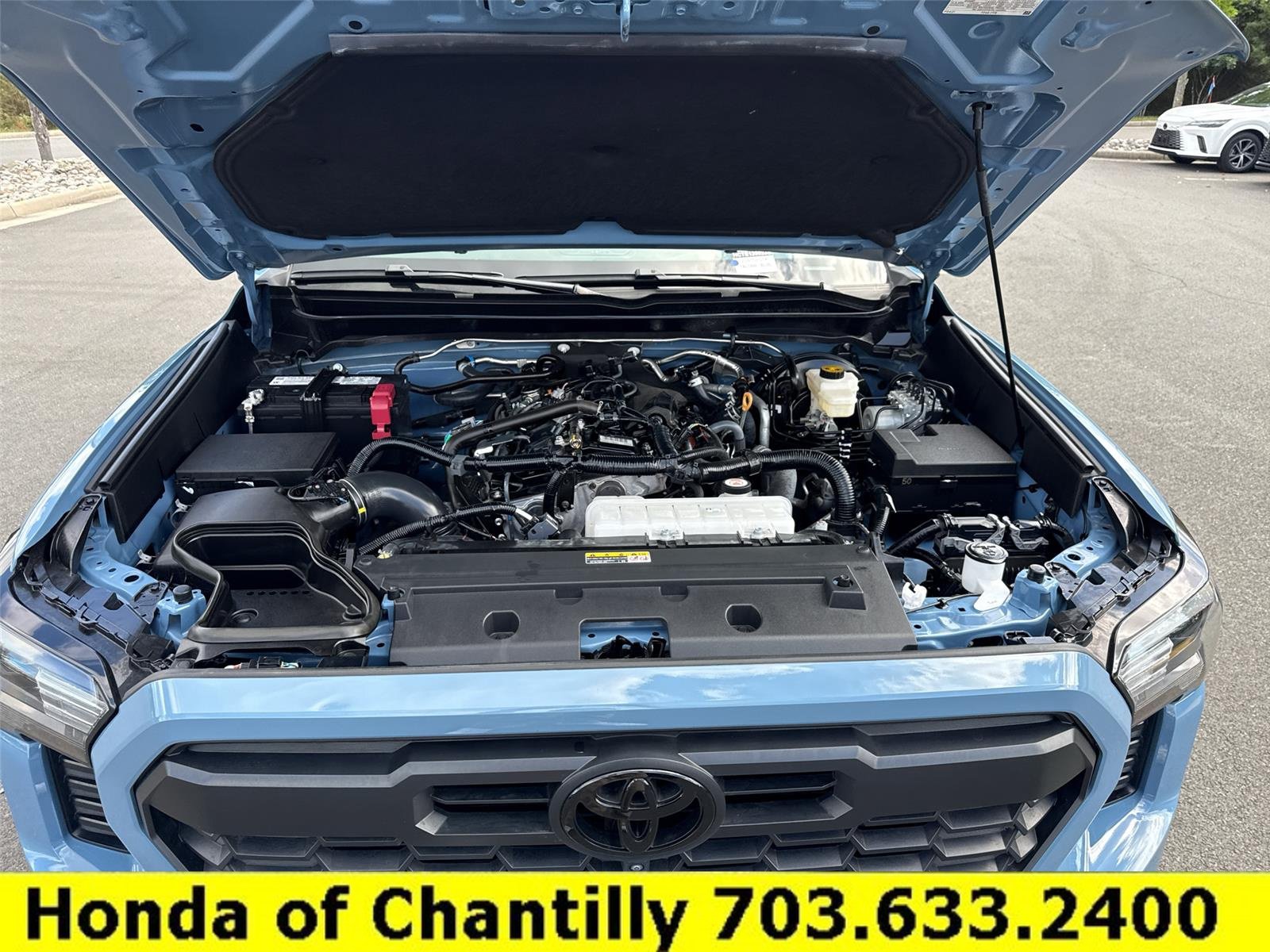 Used 2026 Toyota Tacoma TRD Sport w/ TRD Sport Premium Package AWD/4WD image 32