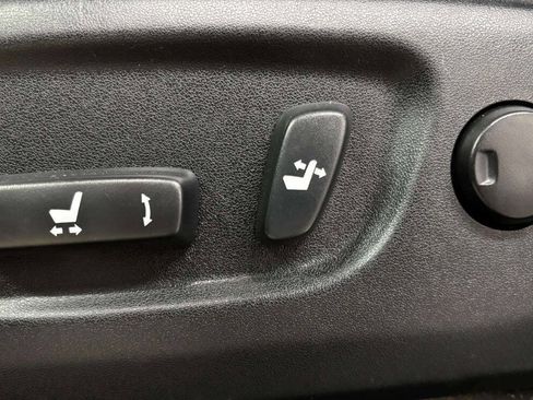 Used 2012 Toyota 4Runner Limited image 38