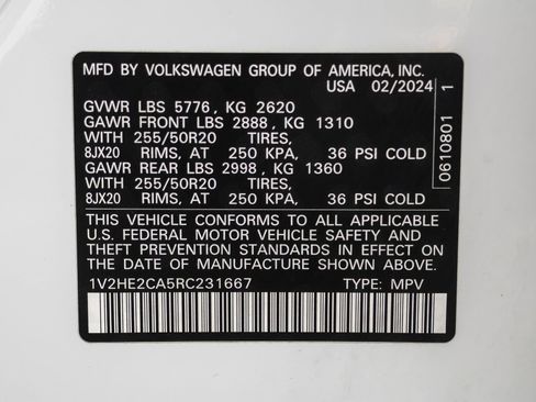 Used 2024 Volkswagen Atlas Cross Sport SE image 49