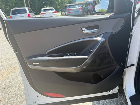 Used 2018 Hyundai Santa Fe Sport FWD image 24