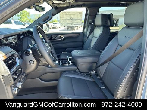 New 2026 GMC Yukon XL Denali w/ Denali Reserve Package AWD/4WD image 24